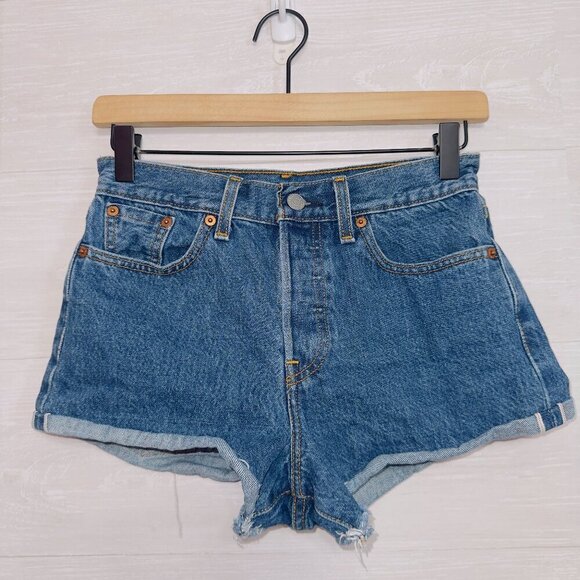 Levi’s 501 White Oak Cone Denim Distressed Button Fly Jeans Shorts Size 25 - Picture 2 of 7